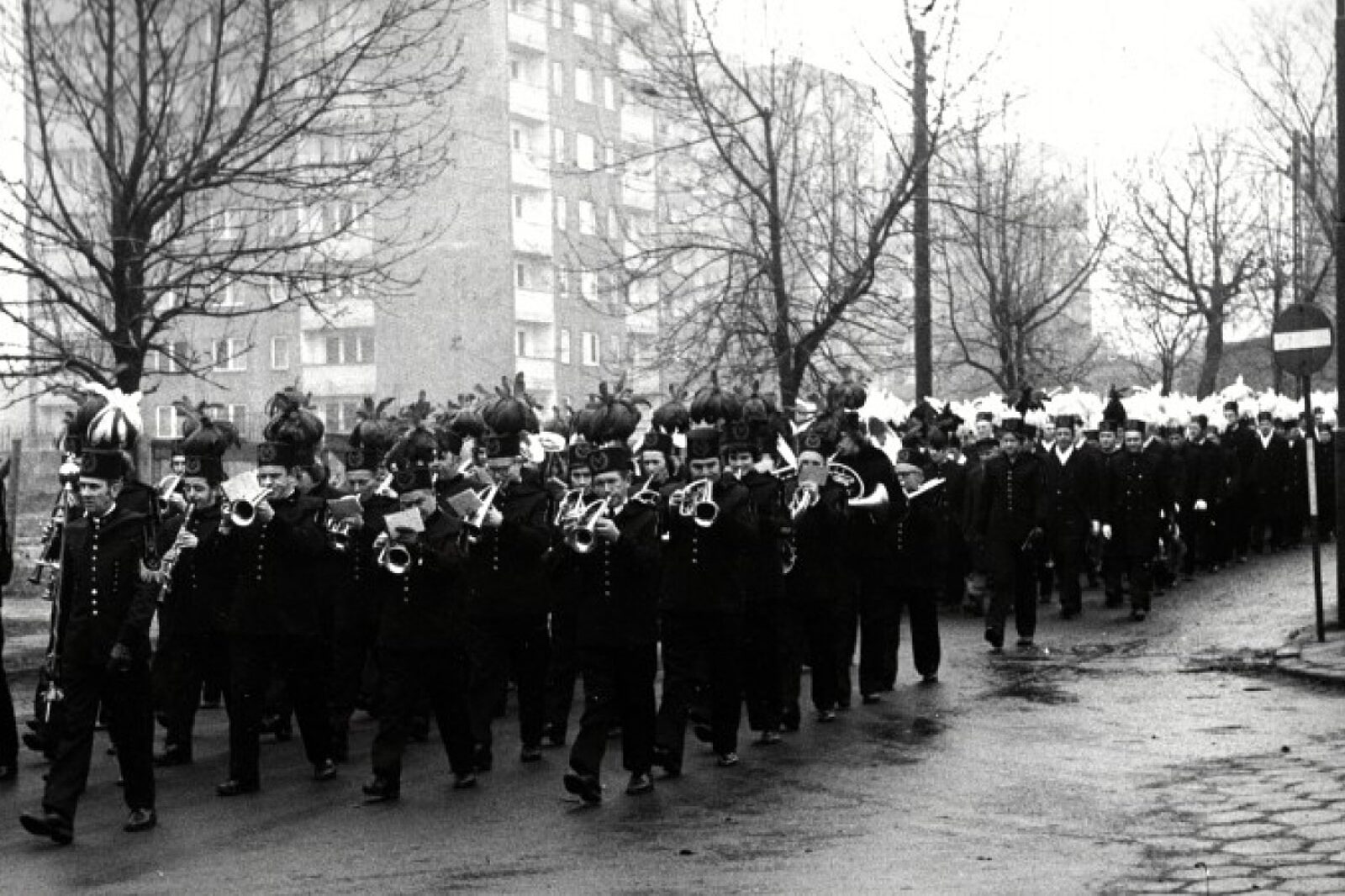 1764946898 orkiestra