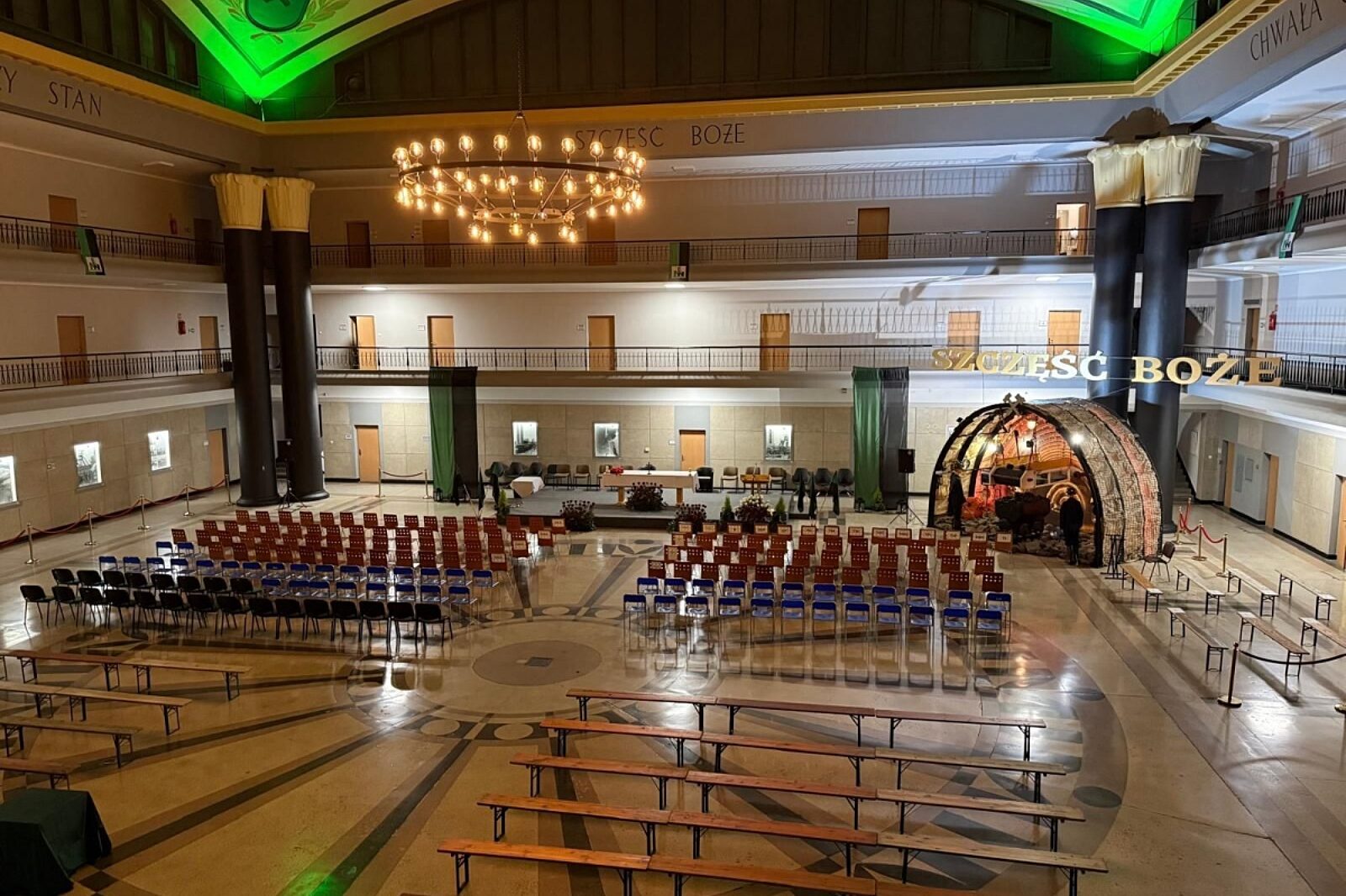 1765617743 cechownia