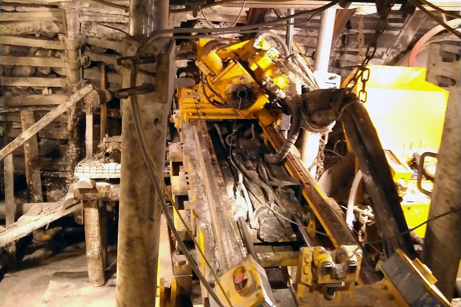 1772438072 wiertnica