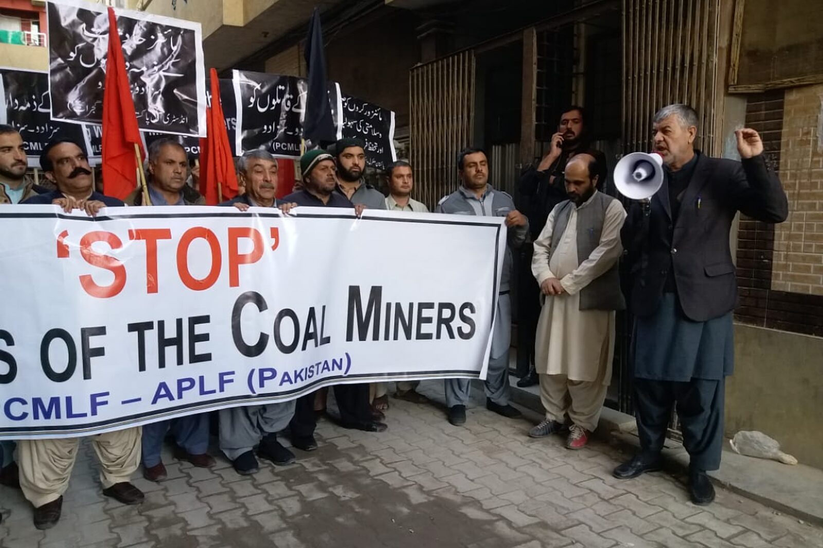 1756471865 coal miner 4