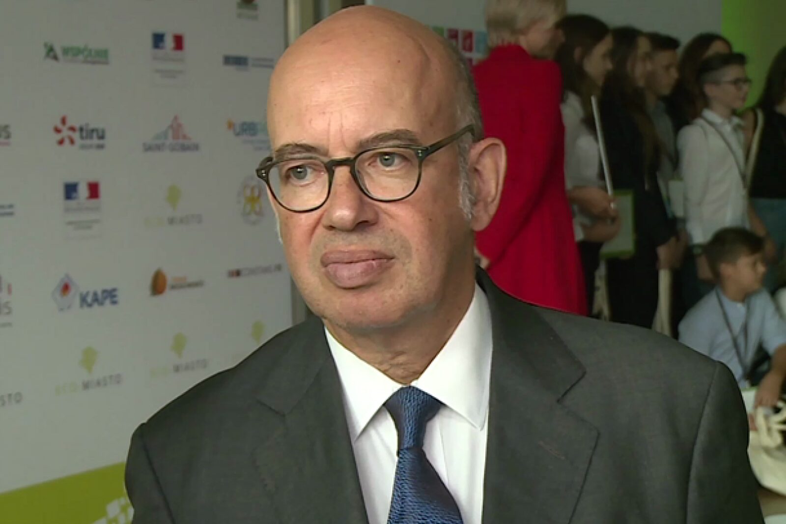 1538460527 pierrelevyambasadorfrancjiwpolsce crop