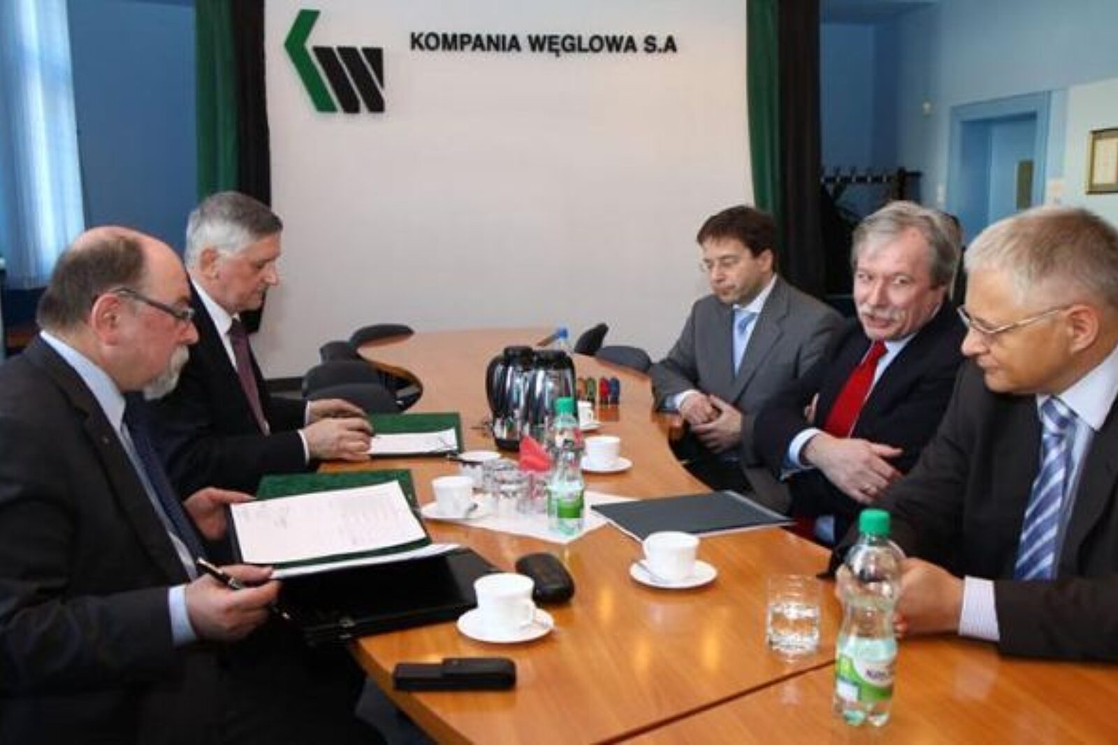 Umowa kw weglokoks luty2011 kwsa