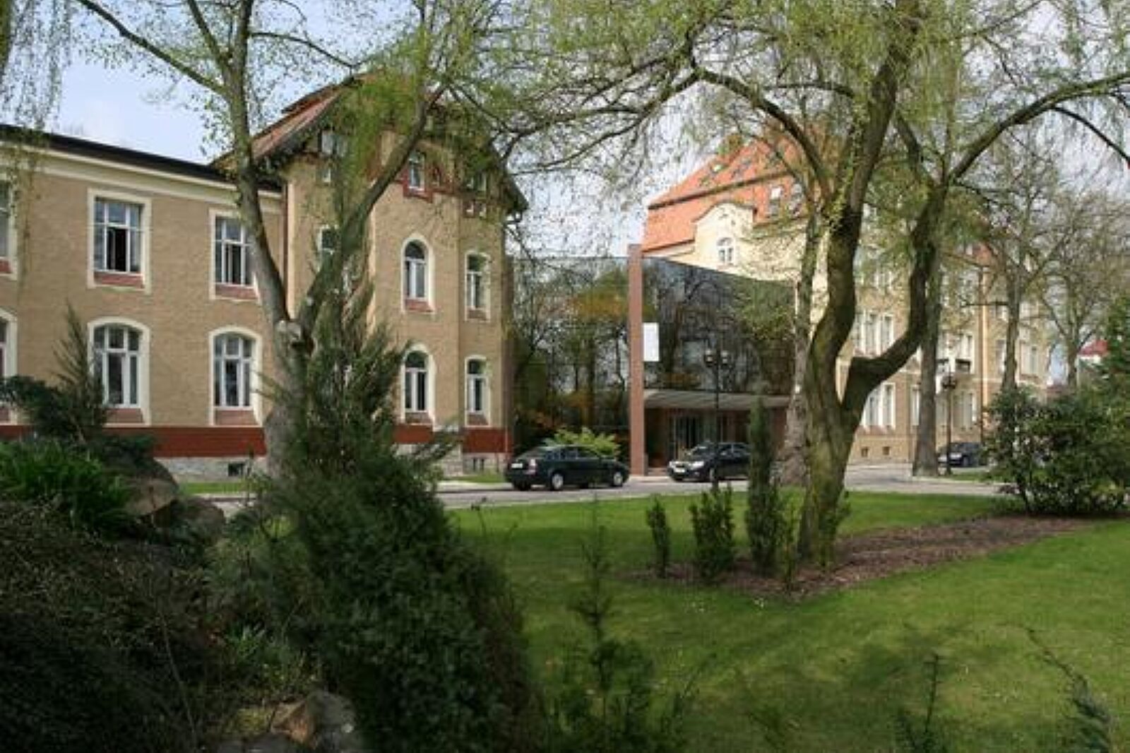 Biuro Zarzadu kghm pl