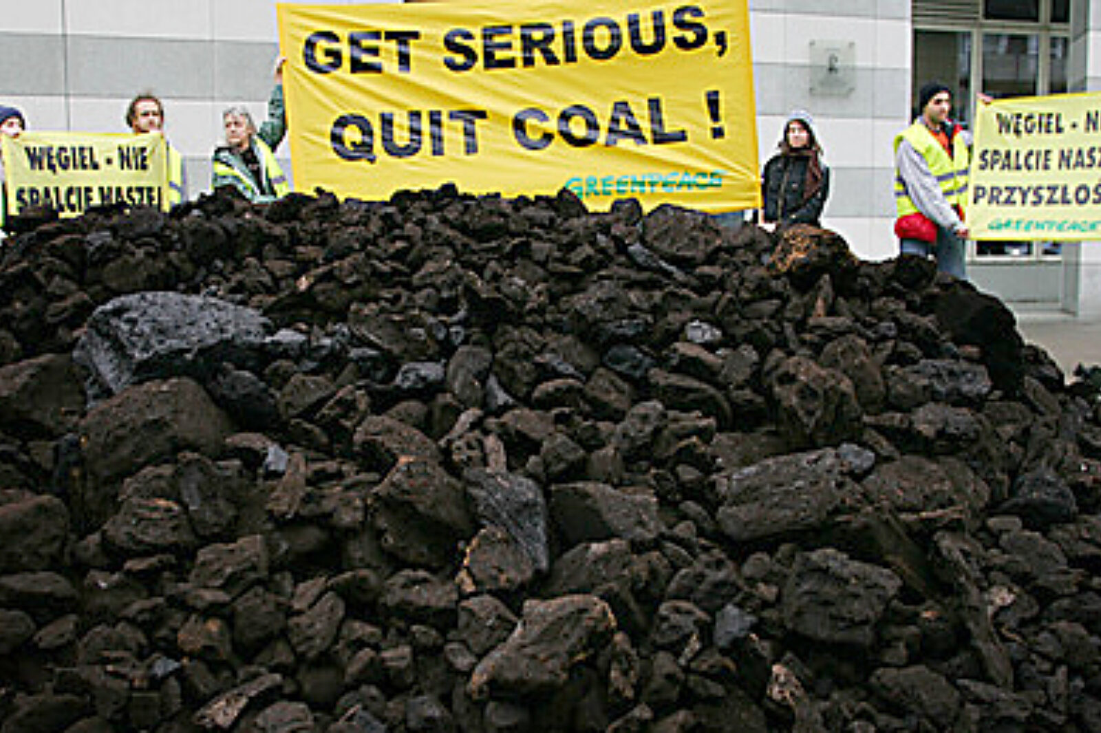 Greenpeace wegiel