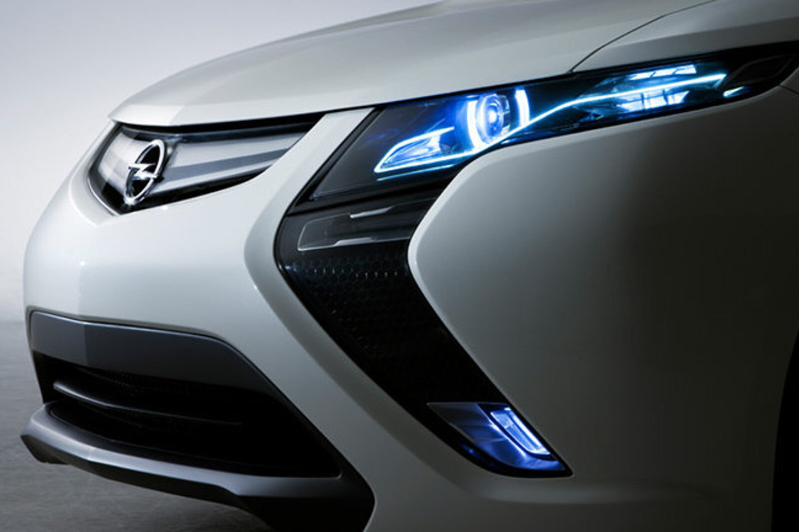 Opel ampera opel