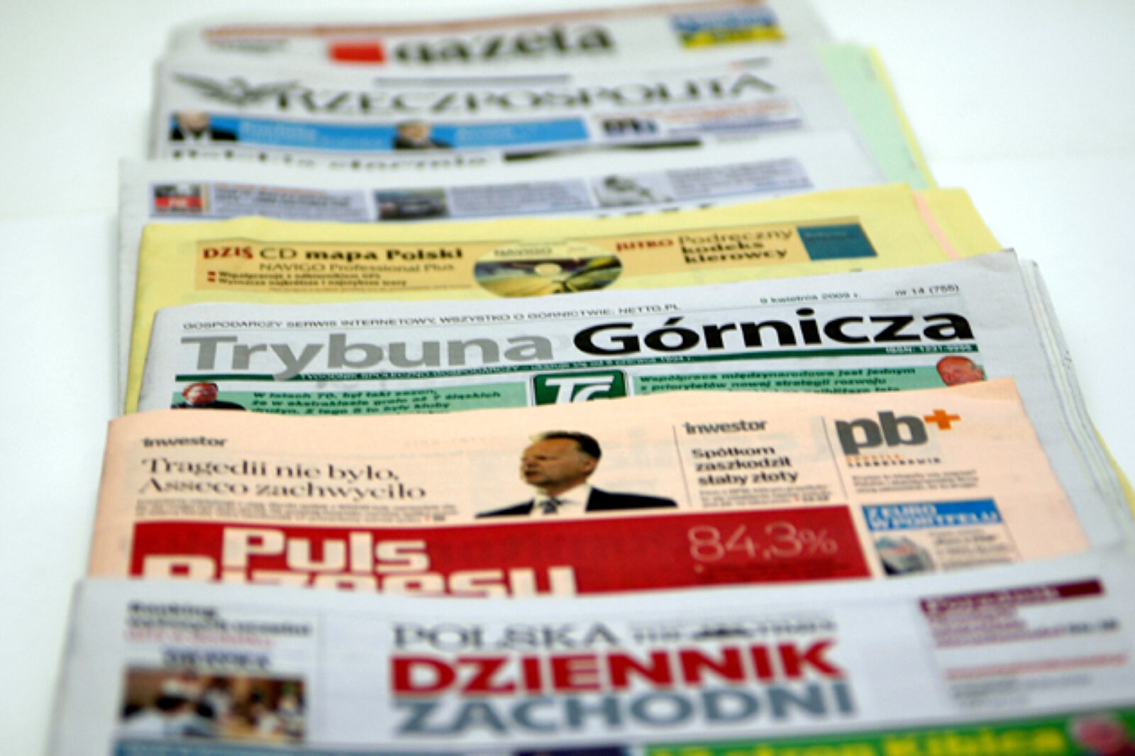 Przeglad prasy TON 03