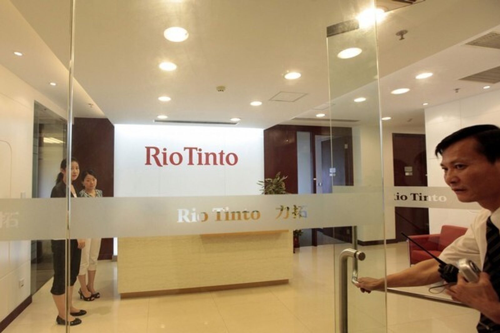 Riot tinto biuro szanghaj daylife com