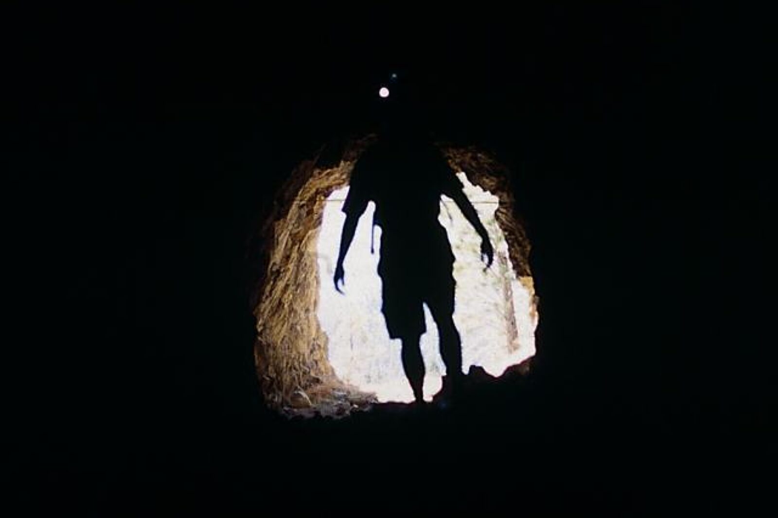 Swiatlo w tunelu arc