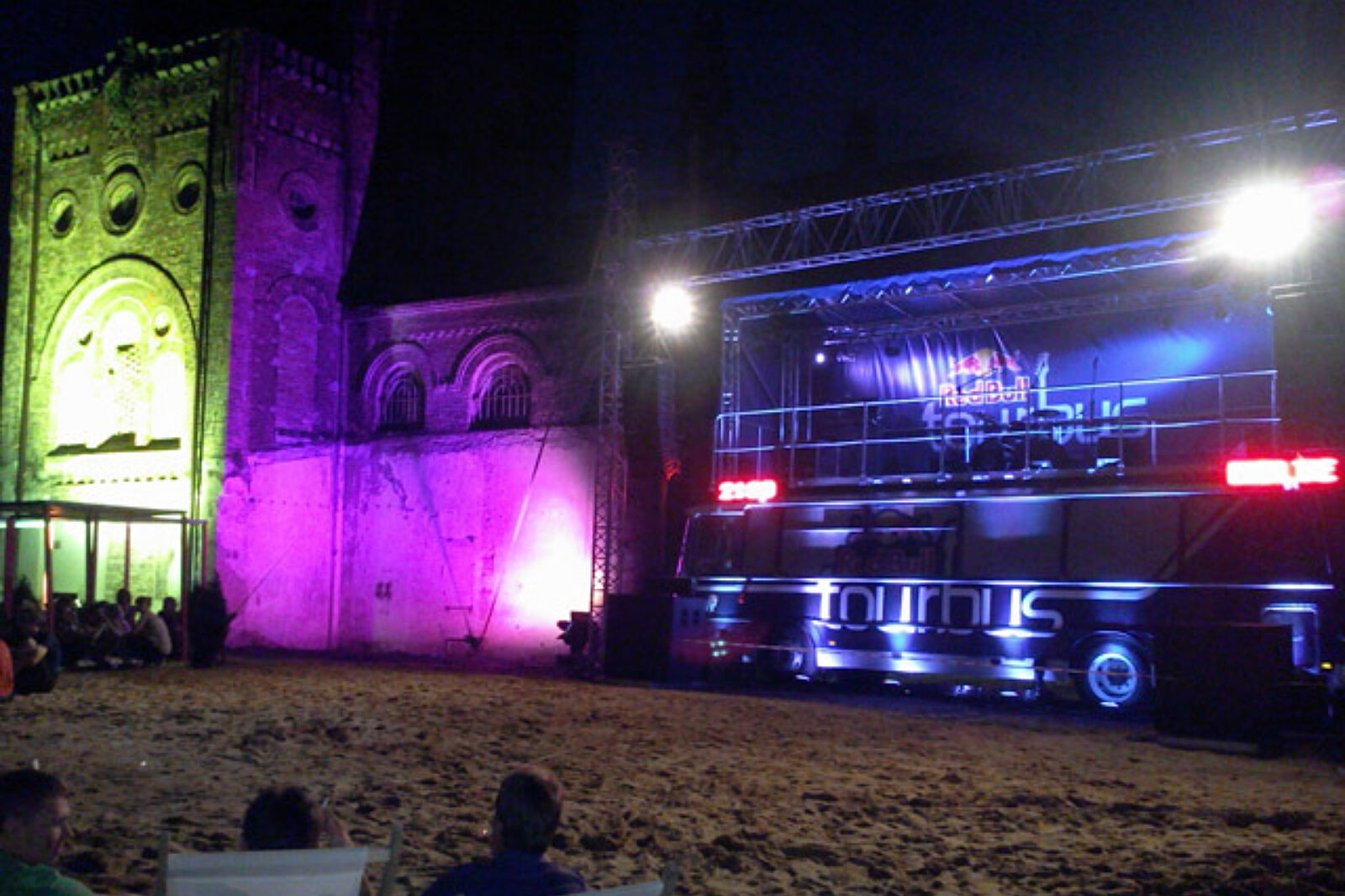Tauron nowamuz bar 12