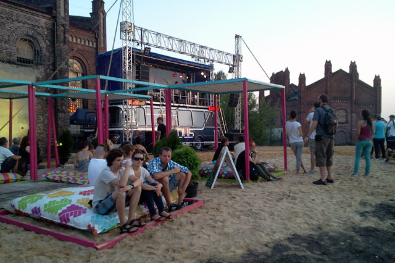 Tauron nowamuz bar 9