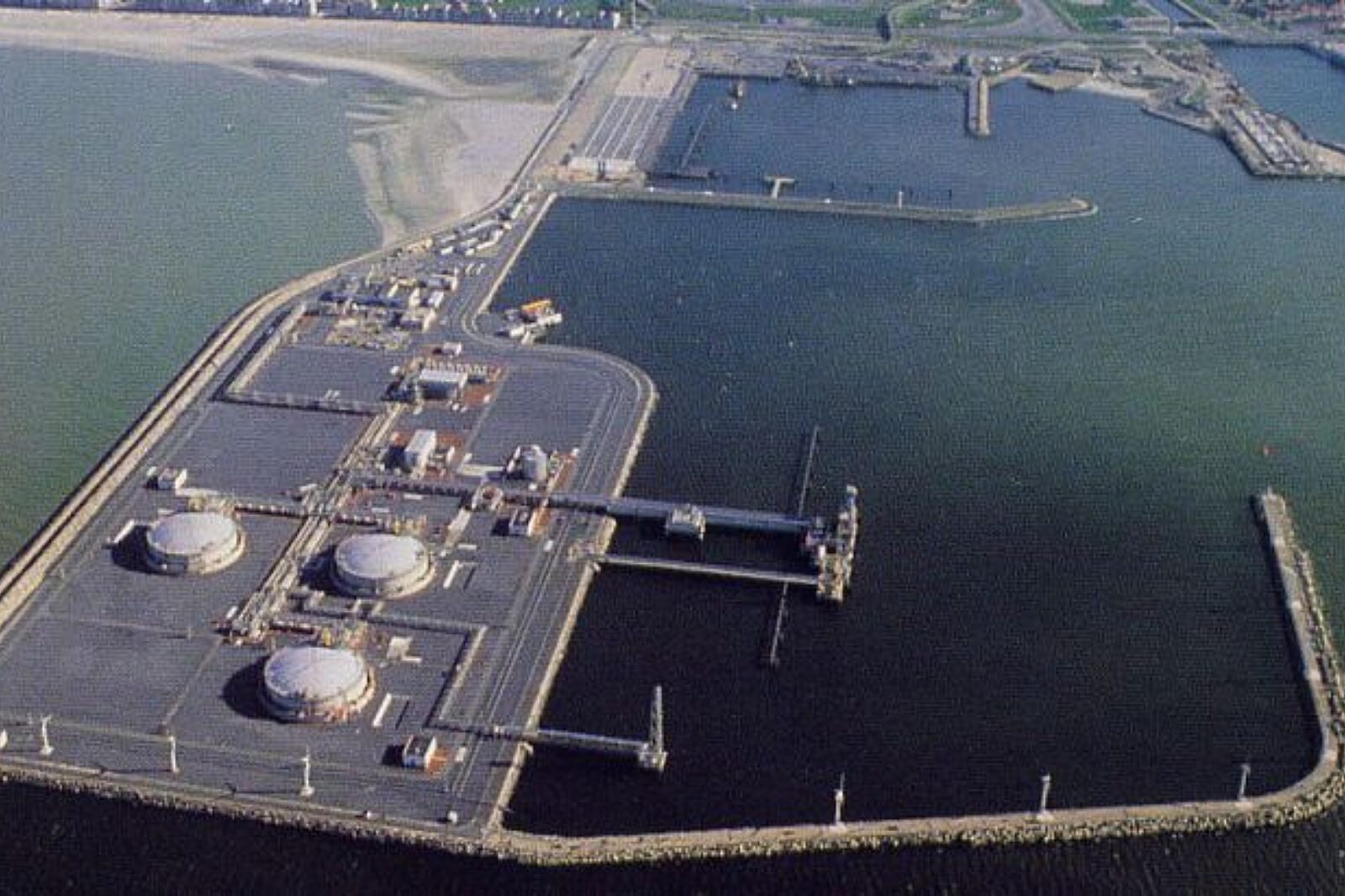 Terminal lng hiagroup com