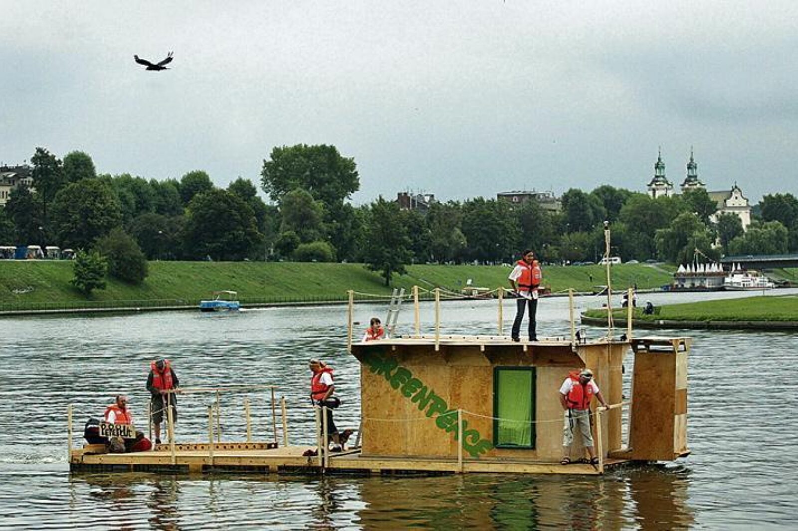 Tratwa greenpeace krakow gdansk 2008 greenpeace org