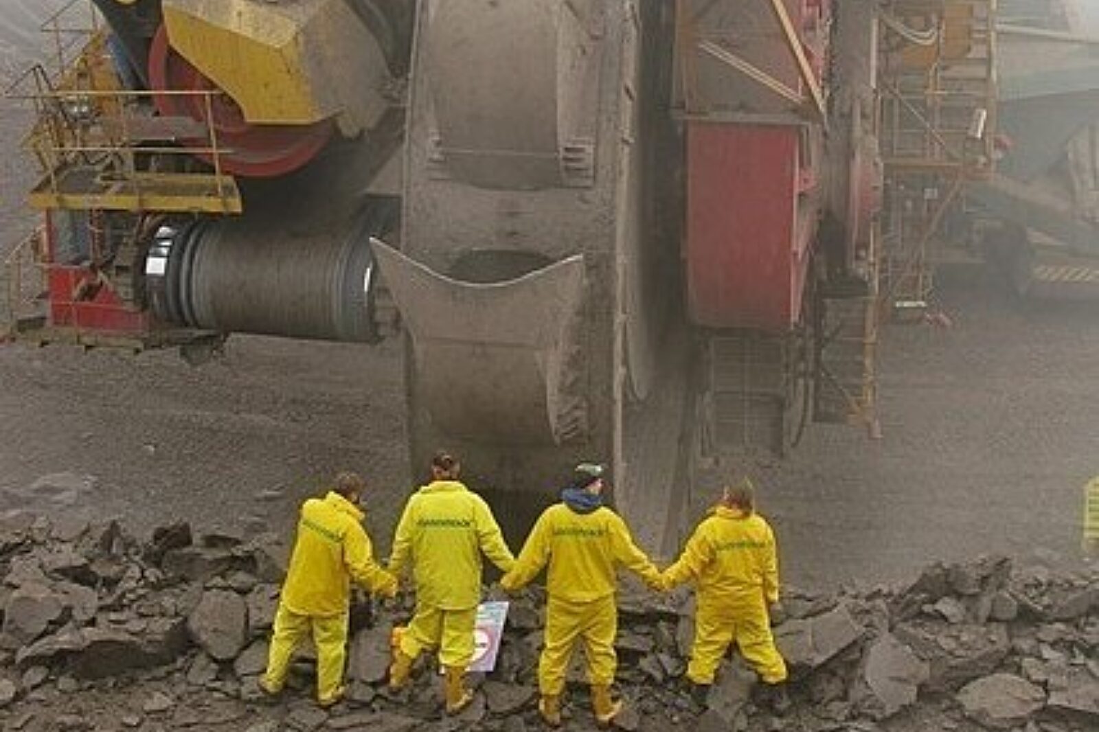 Uhelny dol m greenpeace org