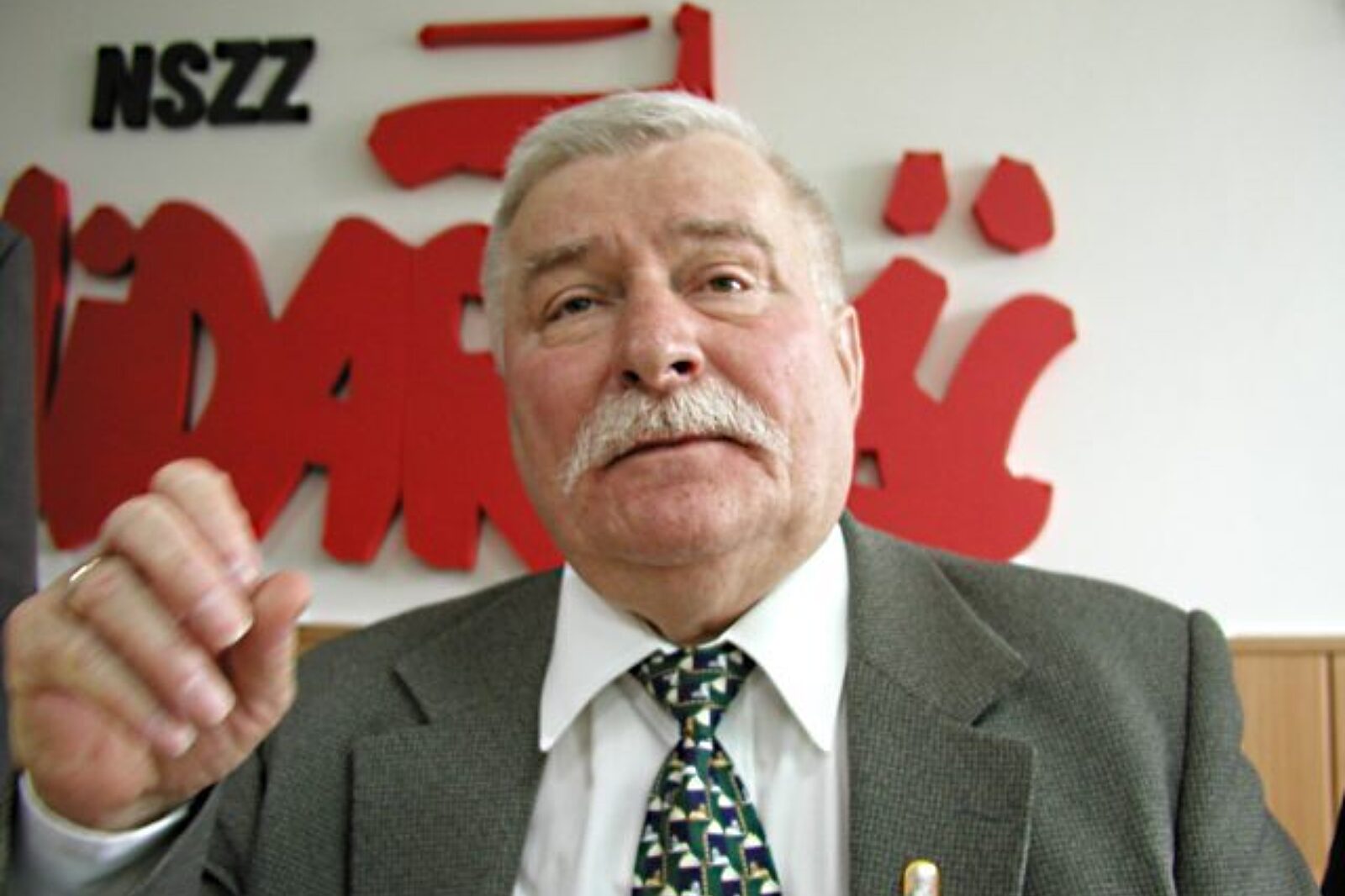Walesa lech ab
