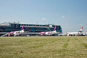 1327434853 lotnisko pyrzowice gtl sa