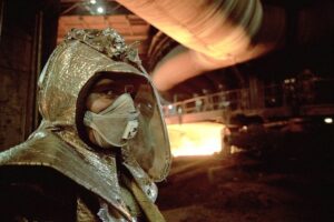 1335952737 hutnik bk