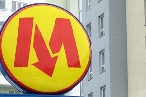 1350732942 metro logo