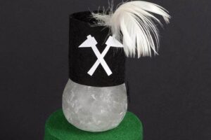 1397478592 pisanka w gorniczym czaku