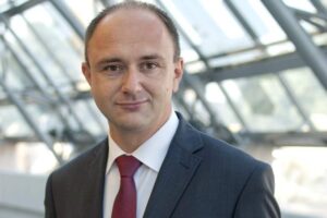 1417758245 zdzieblo adam