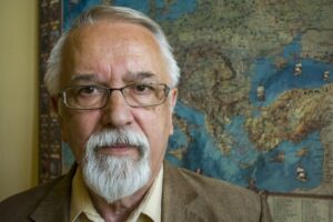 1433839272 pyka jan 030615 01