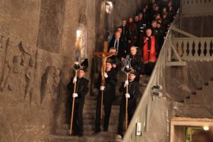 1458902519 droga krzyza bd4f7138