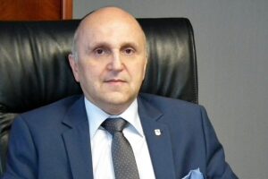 1483083193 cudny tomasz arc khw