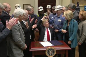 1487320546 trump gornicy whitehouse