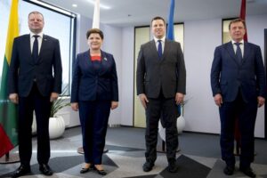 1494328783 szydlo premierzy tallin kprm