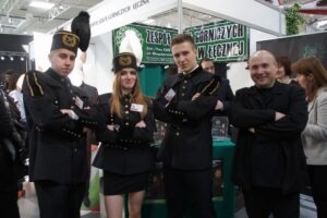 1495438926 bogdanka mlodziez zsg leczna pl