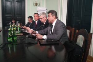 1499265235 tobiszooo