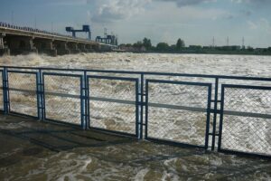 1512207351 wloclawek tama powodz2010 wikimedia mariochom