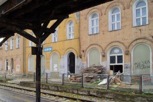 1529991941 dworzec jawor leman dolny slask org pl