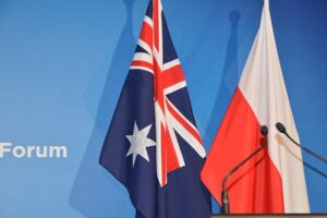 1534916167 pol australia flagi arc