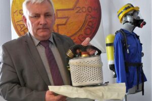 1541693864 faser krzysztofstroba prezentujebudoweaparatuatu 1 tal