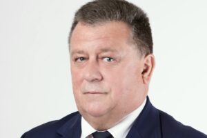 1542101562 krol krzysztof wug