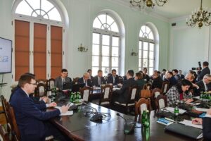 1554221098 sejmowa komisja tw me