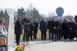 1554720309 tablica mozejki litwa pkn orlen