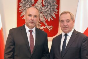 1564634356 piotr dziadzio ms