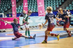 1573643546 tauronpilkaastashow studio