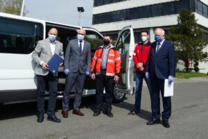 1587391437 samochod carboautomatyka