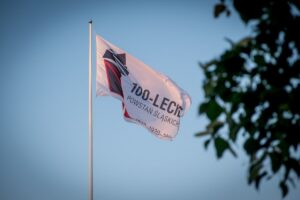 1597333970 flaga powstania