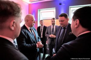 1653379193 kghm davos