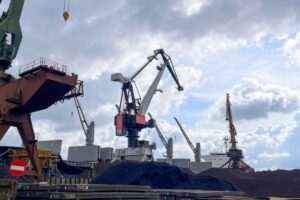 1660040485 rozladunek wegla