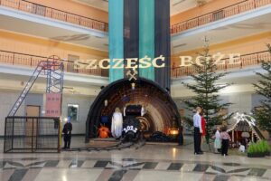 1671701786 zlobek wesola arc