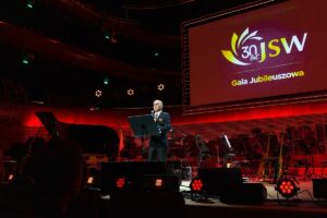 1682764143 nospr jsw d lach 04