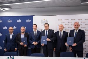 1695711861 umowa kghm