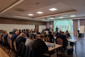 1695980496 giph giph