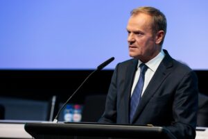 1702277155 tusk eu vladvanderkelen2