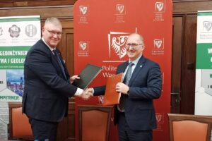 1702391854 umowa politechnika kghm