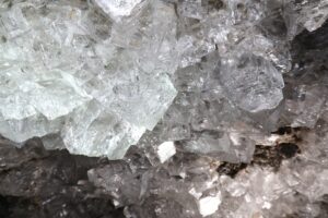 1705052440 groty krysztalowe wieliczka